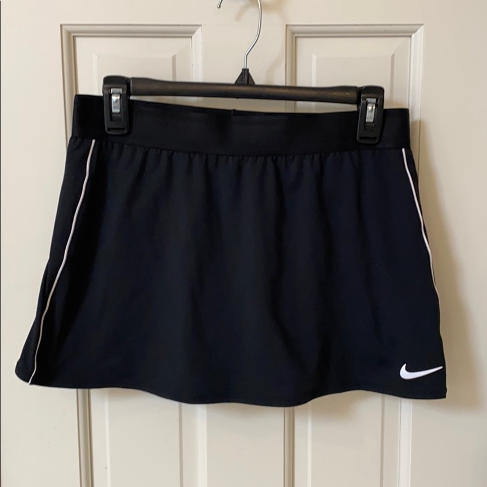 Nike black tennis skirt